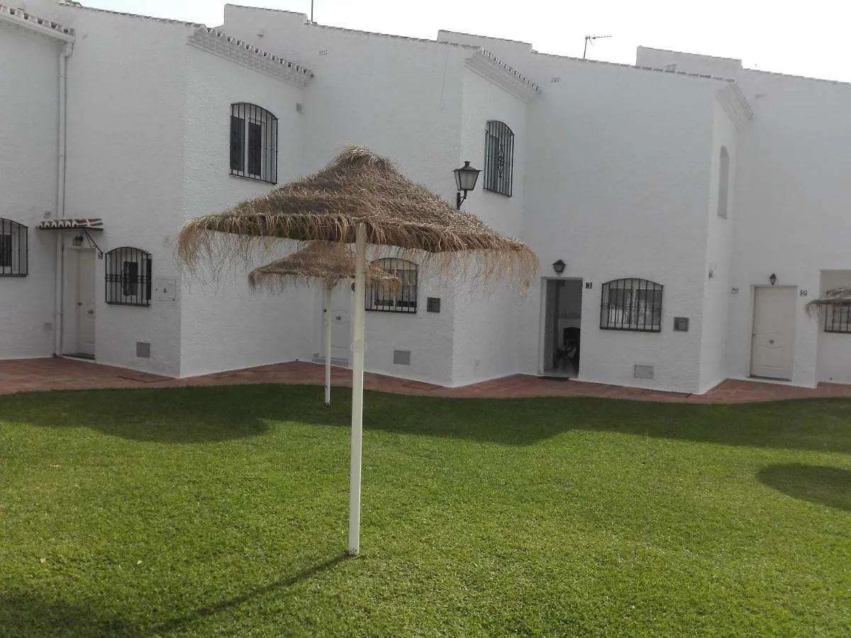 Residencial los Pinos 3 Nerja Apartamento